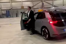 Elon Musk i Herbert Diess na wspólnej przejażdżce Volkswagenem