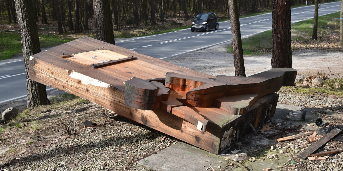 Pomnik Pamięci o Zagładzie Romów zdewastowany