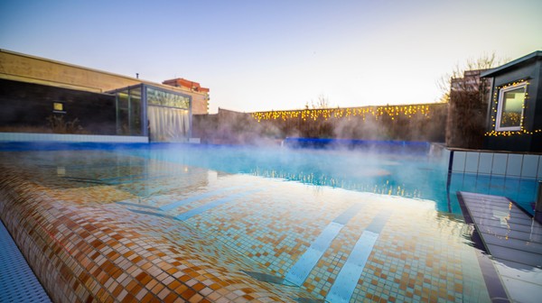 Ogród saunowy - jedna z wizytówek Aquaparku Wrocław przy ul. Borowskiej.
