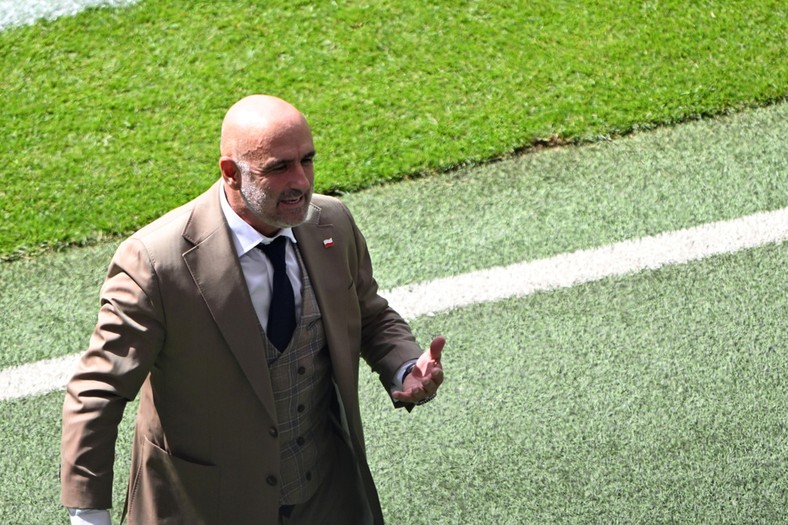 Michel Probers in the Poland-Netherlands match