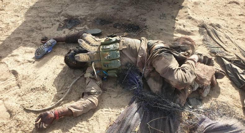 Troops sustain onslaught against terrorists, eliminate 5 in Borno. [Twitter/@HQNigerianArmy]