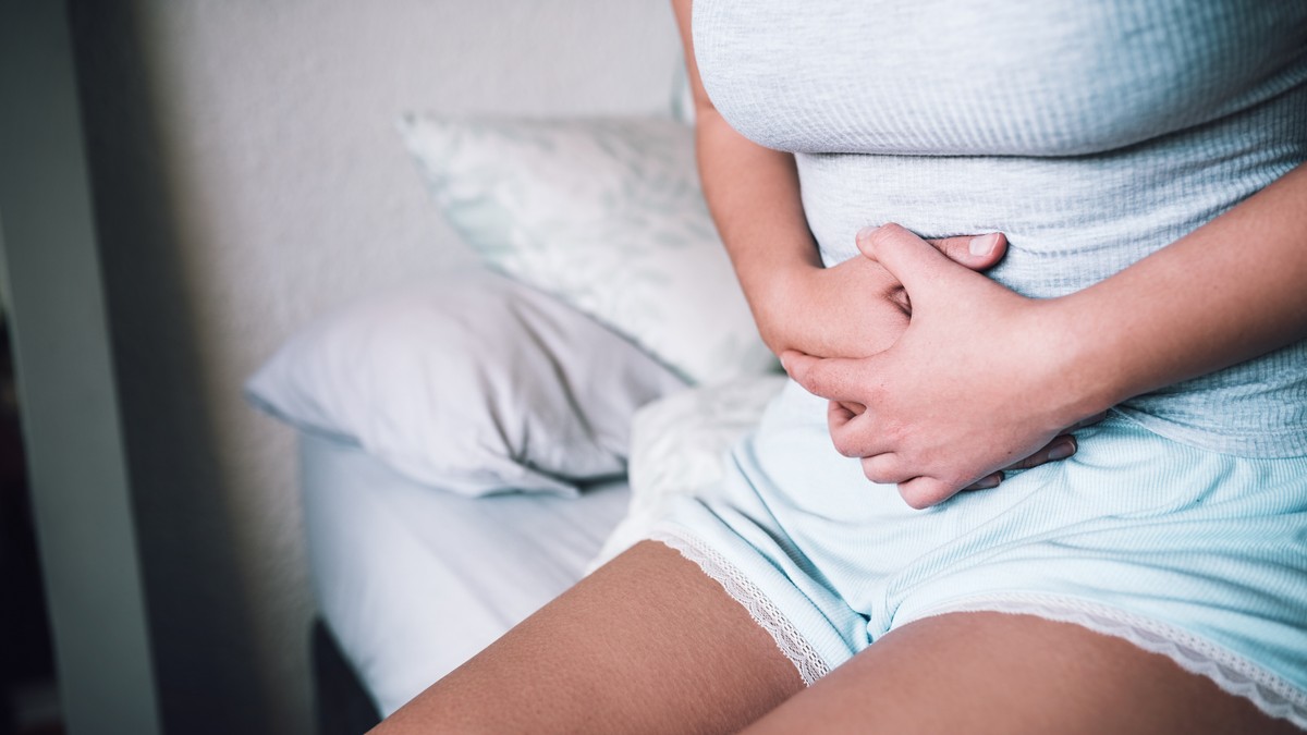 Jutarnja nadutost nakon obilne večere je normalna pojava, a umesto preskakanja doručka treba se brzo vratiti redovnoj rutini