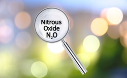 Wielka Brytania zdelegalizuje gaz rozweselający. "To narkotyk"