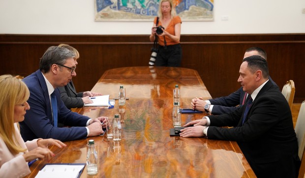 Aleksandar Vučić sastao se danas sa predstavnicima Alternative za promene