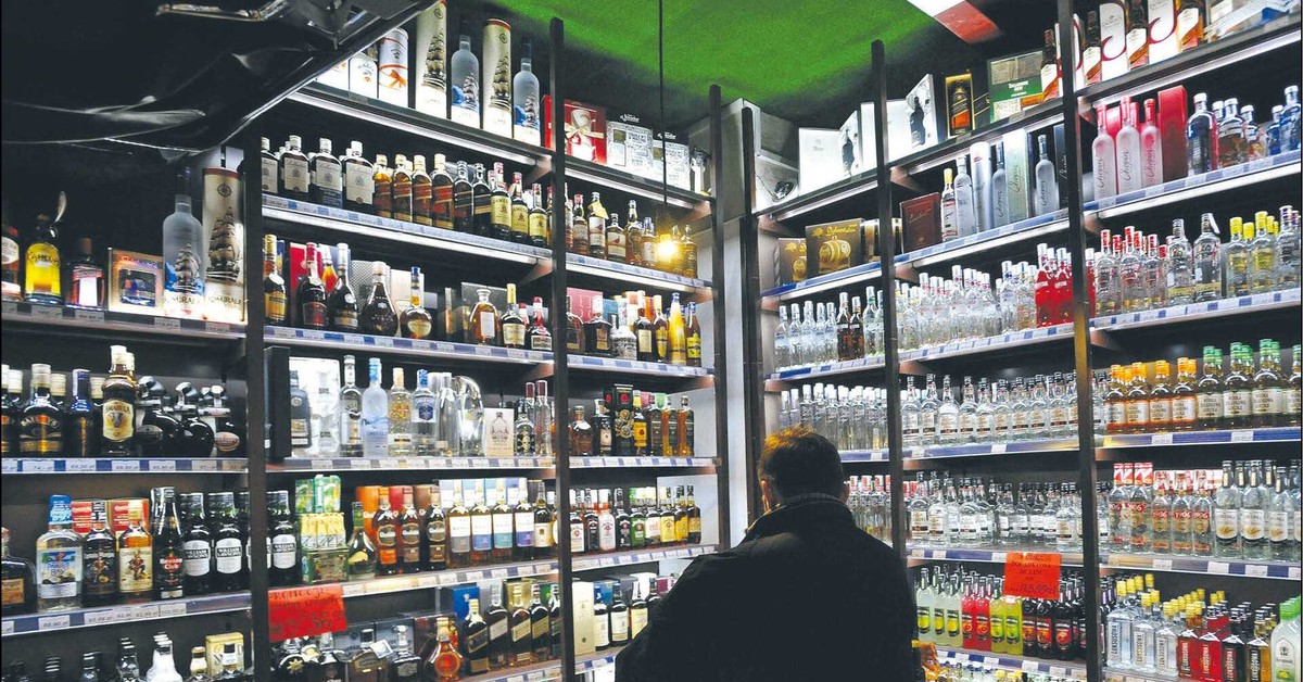 Dostępność alkoholu ma zostać ograniczona. Dwa projekty na horyzoncie