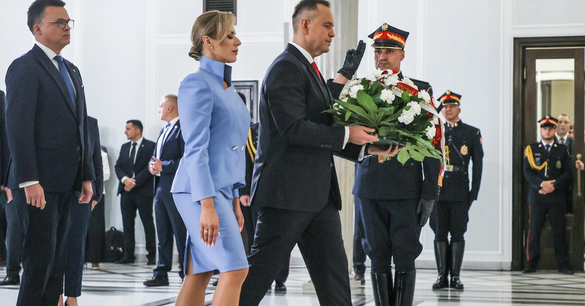 Tatuaże pary prezydenckiej. Pierwsza dama odsłoniła swój podczas zaprzysiężenia