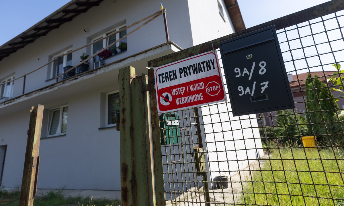 Mikrokawalerki w Krakowie sprzedały się błyskawicznie. Lokatorzy mogą je teraz stracić