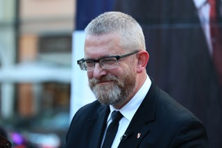 Braun ukarany za słowa o LGBTQI. Utraci dietę europosła... na dwa dni