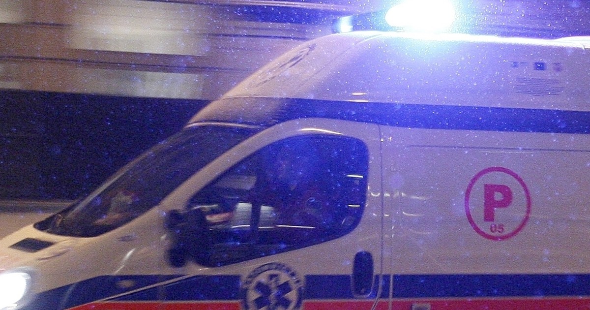 Był cały we krwi i nie miał ubrań. Makabryczne odkrycie na polskim osiedlu