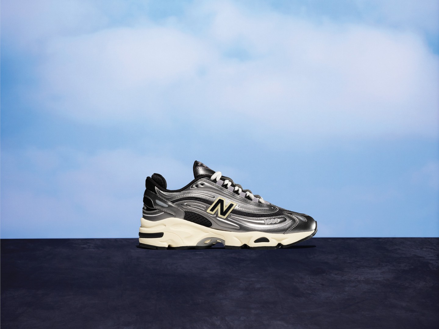 New Balance 1000
