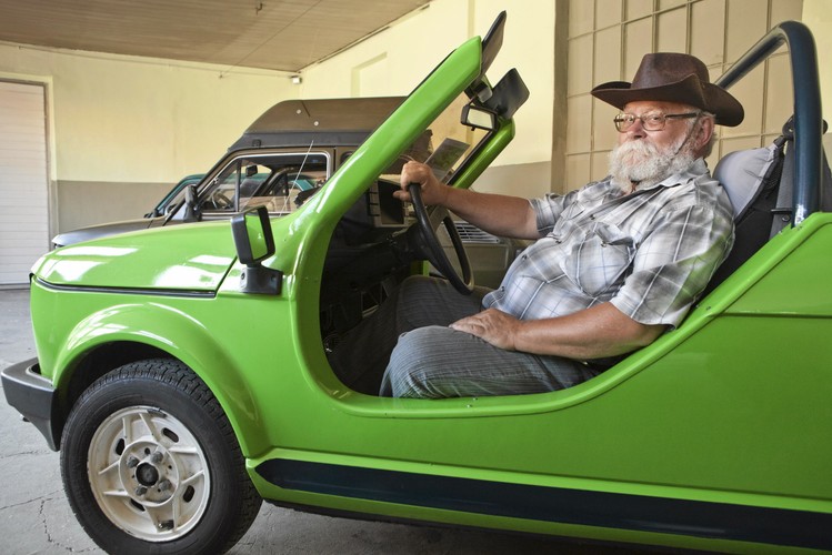 Antoni Przychodzień i jego muzeum maluchów w Bielsku-Białej