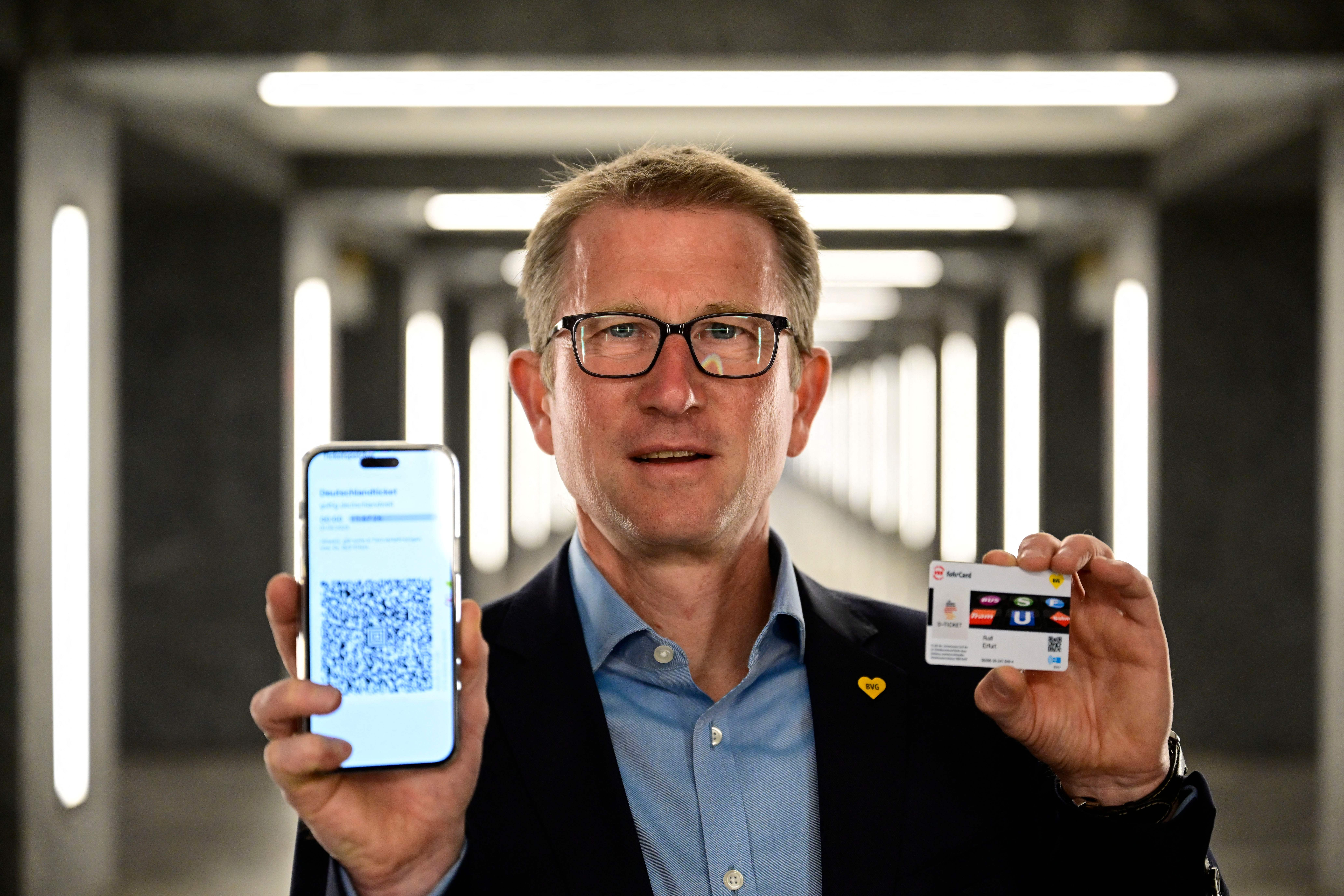 Deutschlandticket wird teurer: Ab jetzt 63 statt 58 Euro