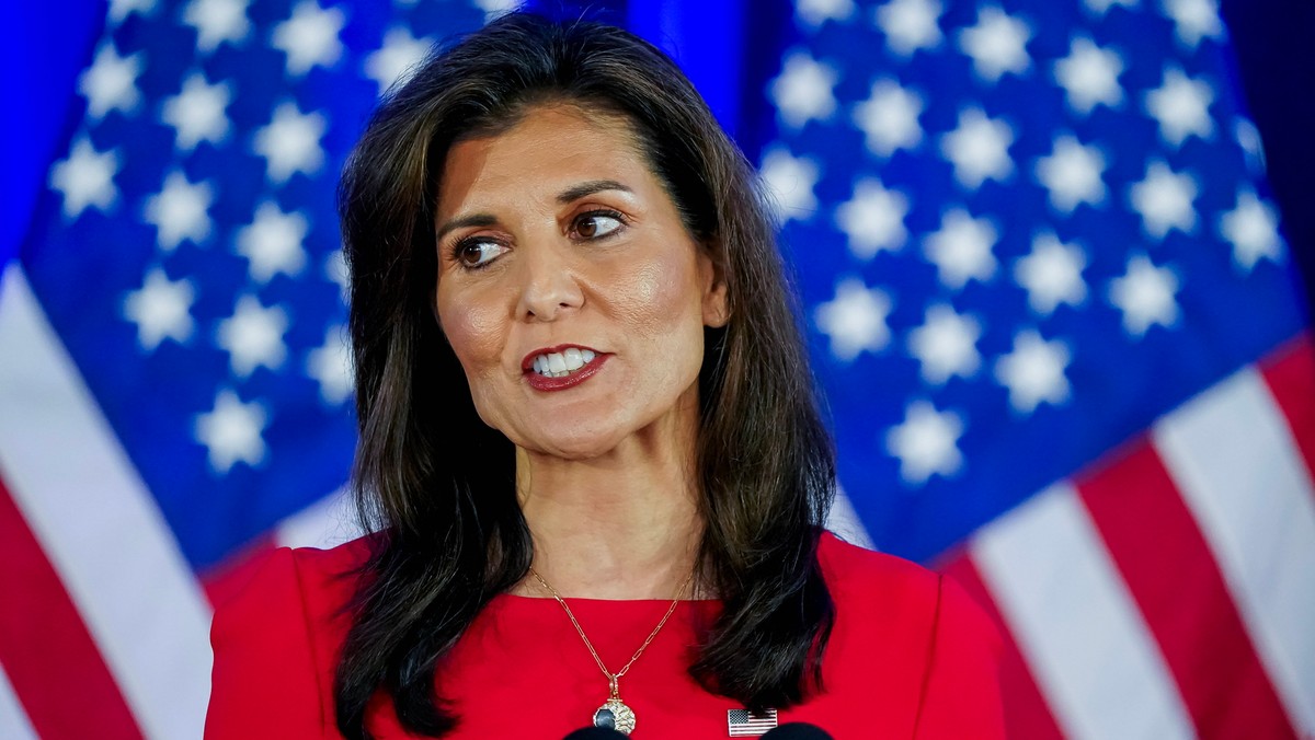 Nikki Haley, jedyna pozostała konkurentka Donalda Trumpa w rywalizacji o nominację Partii Republikańskiej w wyborach prezydenckich w USA, w środę ogłosiła wycofanie się z wyścigu. Zawieszenie swojej kampanii ogłosiła dzień po serii przegranych prawyborów.