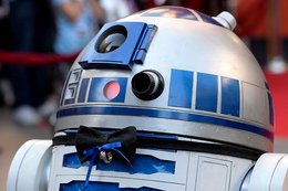 Nowy aktor wcieli się w postać kultowego robota R2-D2 w "Gwiezdnych wojnach"