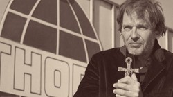 Nie żyje gwiazdor "Dynastii" i "Beverly Hills 90210".  Zagrał wiele charakterystycznych ról