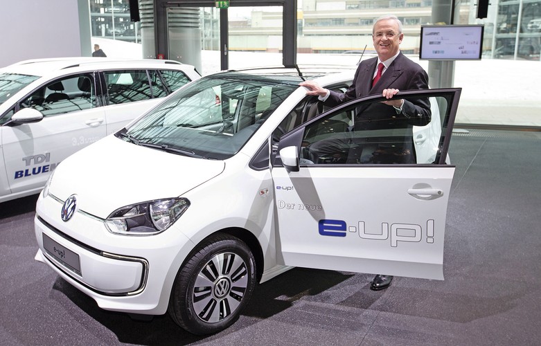 Martin Winterkorn i volkswagen e-up!