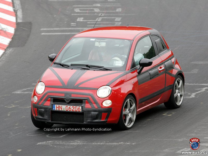 Fiat 500 Abarth: premiera w Tokio