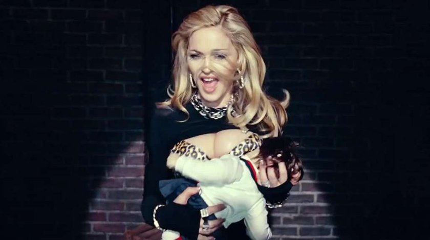 Madonna teledysk Give Me All Your Luvin'