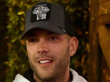 PRALA MU GAĆE I ZVALA SVAKOG DANA: Ovo su novi detalji koketerije između Milene Kačavende i Anđela Rankovića!