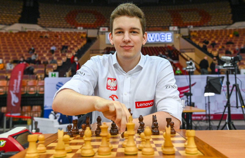 O zakończeniu wojny marzy też najlepszy polski szachista Jan-Krzysztof Duda (24 l.). Pytany czy usiadłby teraz do stołu z rosyjskim zawodnikiem powiedział, że to trudna kwestia.
