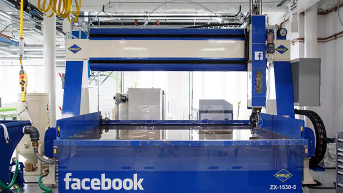 Facebook otwiera Area 404 - laboratorium sprzętowe