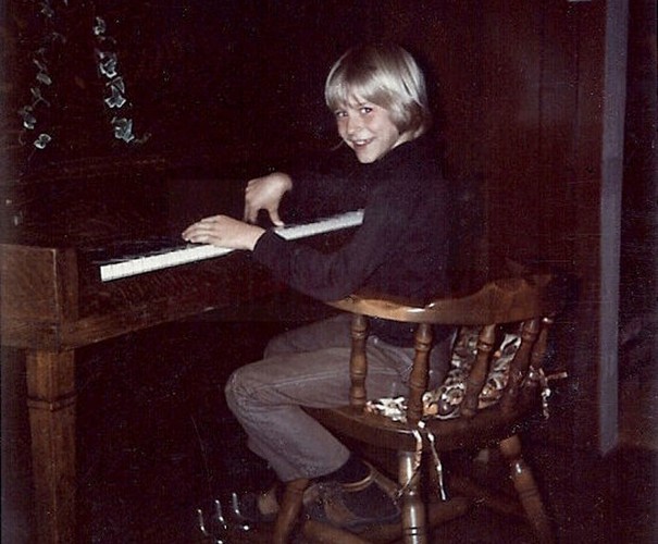 Mały Kurt Cobain w rodzinnym domu w Aberdeen