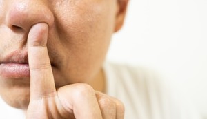 Čačkanje nosa može da izazove krvarenje i prehladu