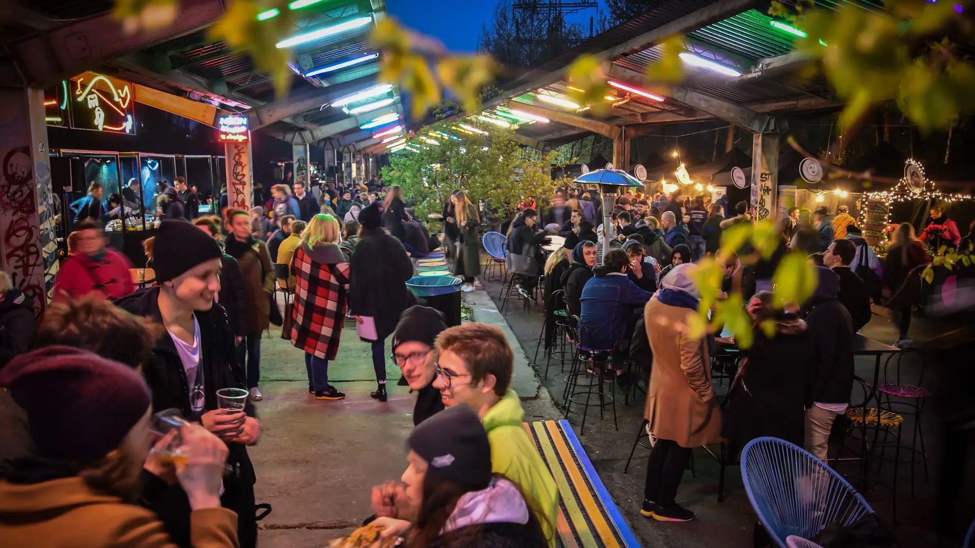 Nocny Market znika z Warszawy. Rozmawiamy z organizatorami: "Boli, że perony w tym sezonie będą stały puste"