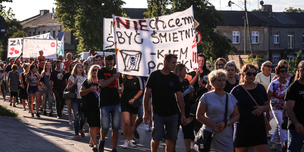 Mieszkańcy Nasielska protestują: Nie dla składowiska!