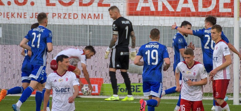 Ekstraklasa: Trzy punkty Wisły w Łodzi. "Biała Gwiazda" prawie pewna utrzymania