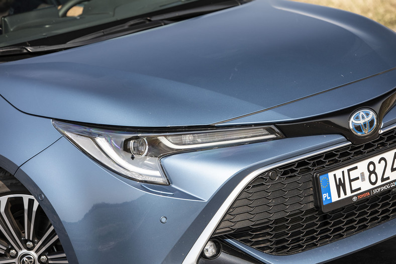 Oszczędzaj z fantazją - test Toyoty Corolla Touring Sports 2.0 Hybrid