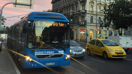Az utasokat megüti a guta! Kirúgta a legjobb klímás buszokat Budapestről a BKK