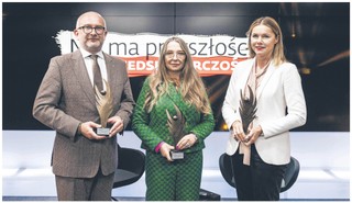 Przedstawiciele firm nagrodzonych w tej edycji NPBP: Piotr Maciołek Polenergia, Anna Kostro Elemental Holding, Katarzyna Sawka Seco/Warwick
