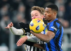 Szczęsny bez szans przy golu Martineza. Milik wszedł na boisko w końcówce [WIDEO]