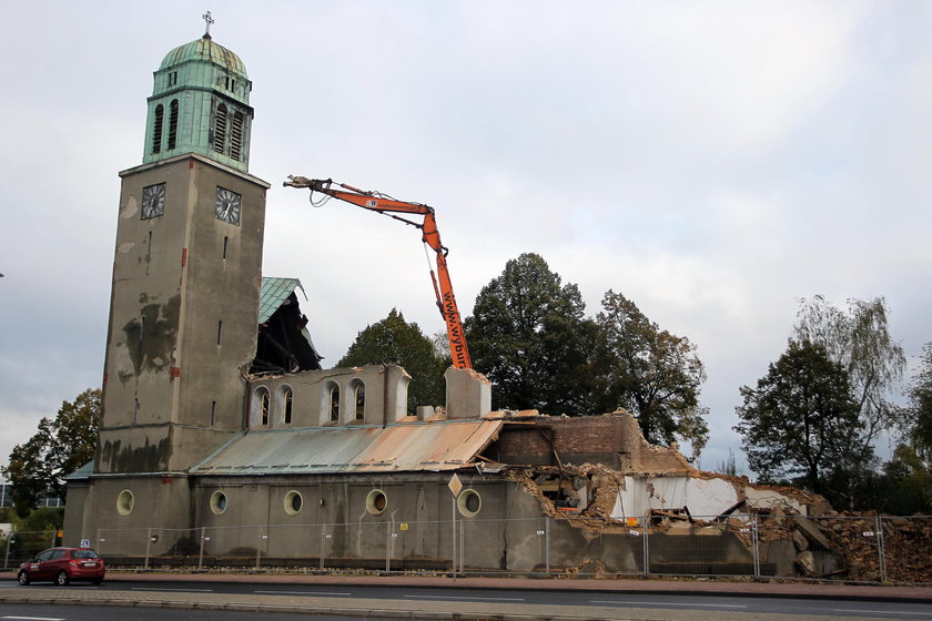 Trwa rozbiórka bytomskiego kościoła