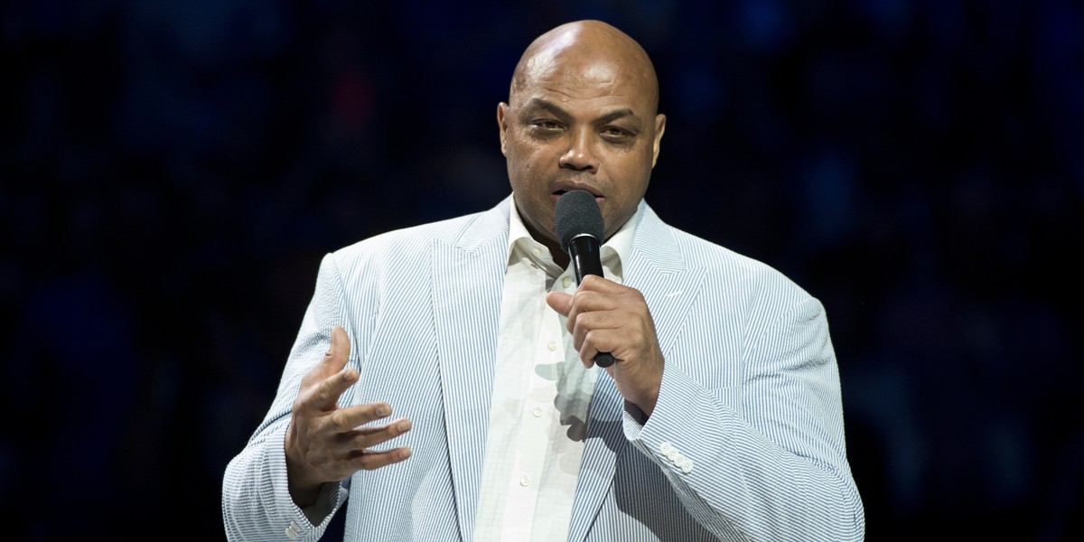 Charles Barkley zaliczył poważną wpadkę podczas programu na żywo.