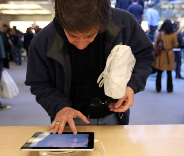 iPad to najnowszy wynalazek amerykańskiej firmy Apple. Najdroższy model urządzenia kosztuje 699 dolarów
