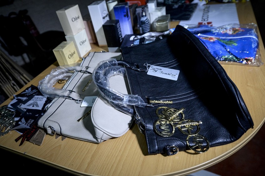 Imitacija Majkl Kors tašne