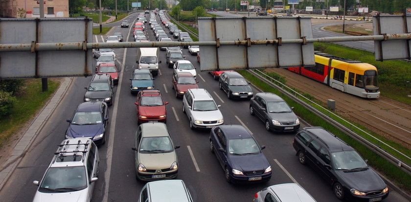 Ilu Polaków wyjechało na Wielkanoc? Co z naszą odpowiedzialnością? To badanie nie pozostawia złudzeń