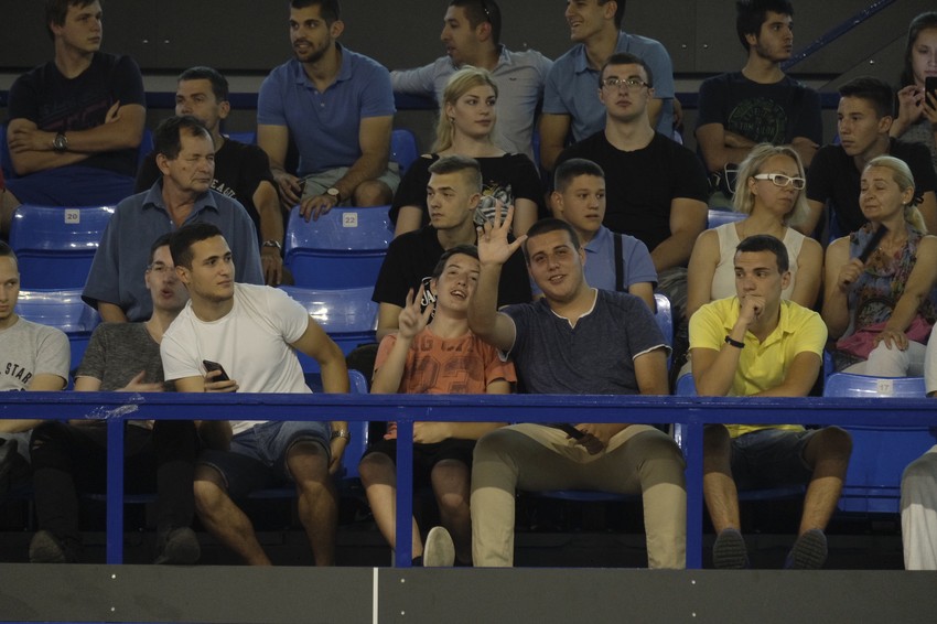 Oni su došli da slušaju predavanje kontroverznog Miroljuba Petrovića