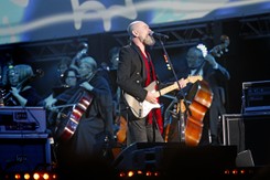 Wojciech Waglewski: Młodzi traktują politykę jako pożywkę dla tak zwanej beki i internet aż kipi od memów [ROZMOWA]