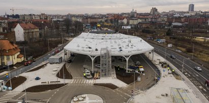 Czeka nas wycieczka z walizkami. Problem z przesiadkami przy Sądowej