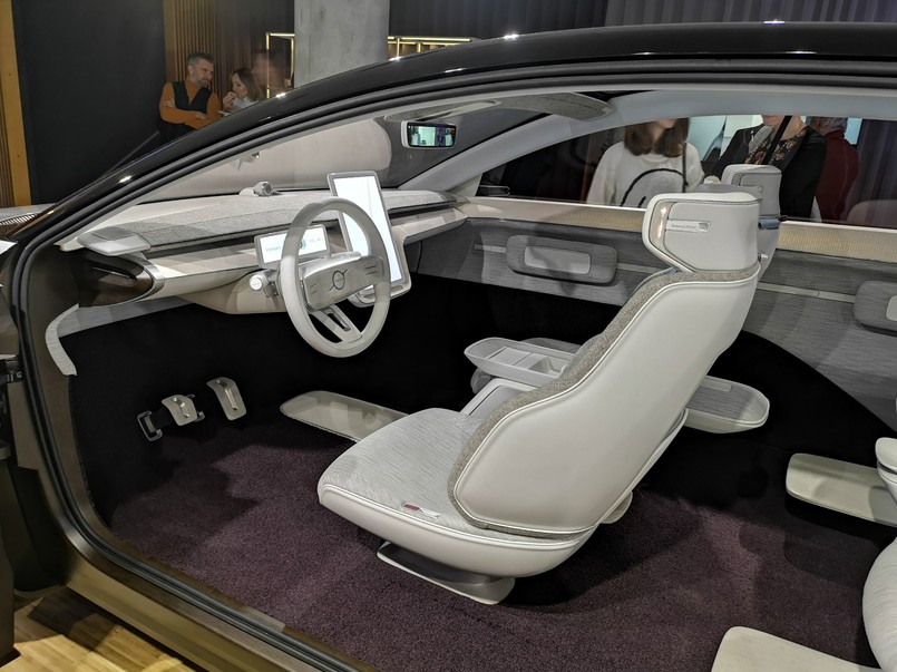 Volvo Concept Recharge