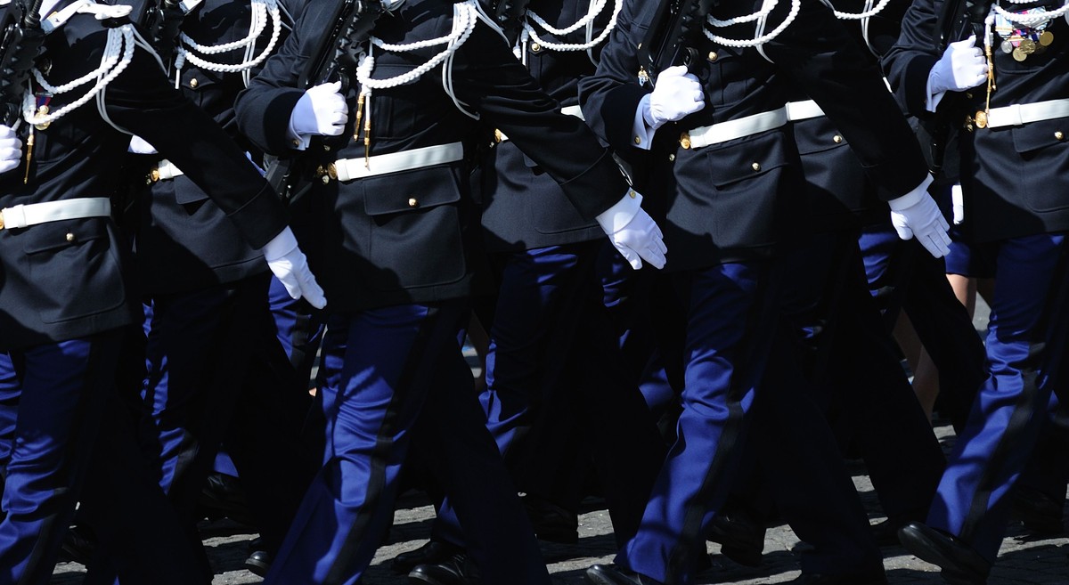 Nogi francuskich żandarmów