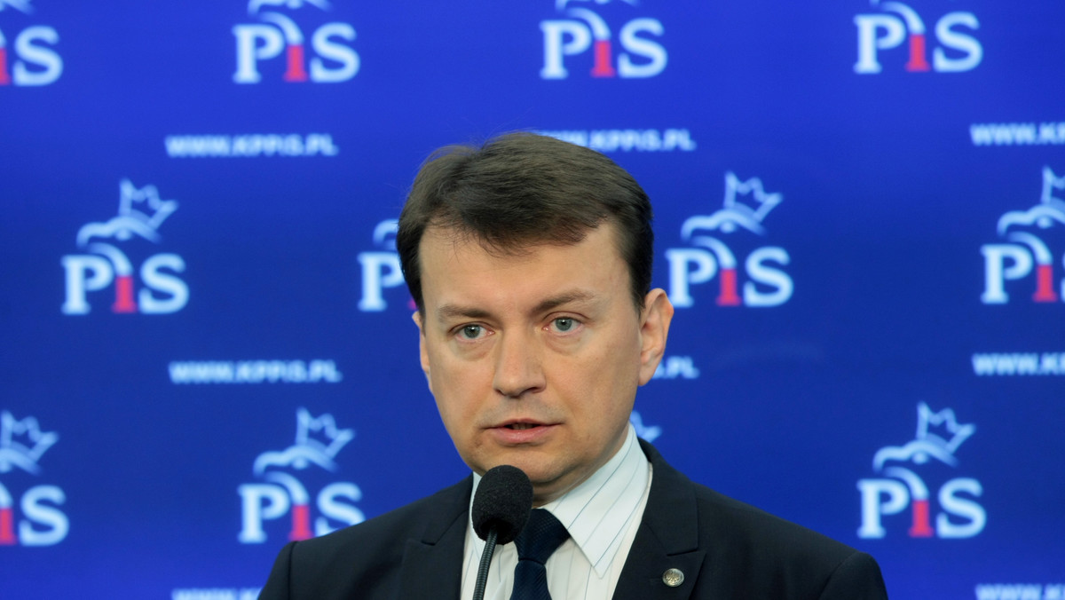 Szef klubu PiS Mariusz Błaszczak zapowiedział, że podczas piątkowego spotkania przedstawi prezydentowi Bronisławowi Komorowskiemu przygotowaną przez PiS "deklarację łódzką" przeciw przemocy w życiu publicznym. Deklarację podpisał dzisiaj prezes PiS Jarosław Kaczyński.