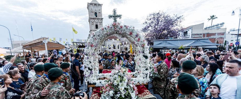 Prawosławny Cypr świętuje Wielkanoc. Wielu nie stać na chleb i mleko
