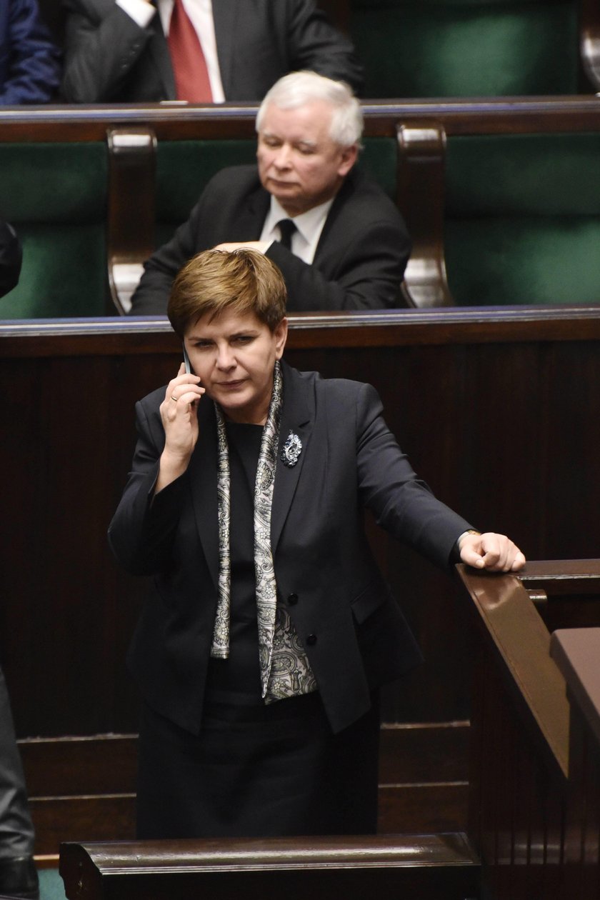 Kaczyński premierem zamiast Szydło?! Ujawniamy, kto może odejść z rządu!