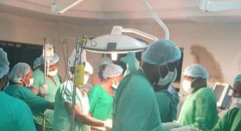 The bricklayer's life was saved by emergency response of Surgeons on Monday, November 11, 2019. [Vanguard]