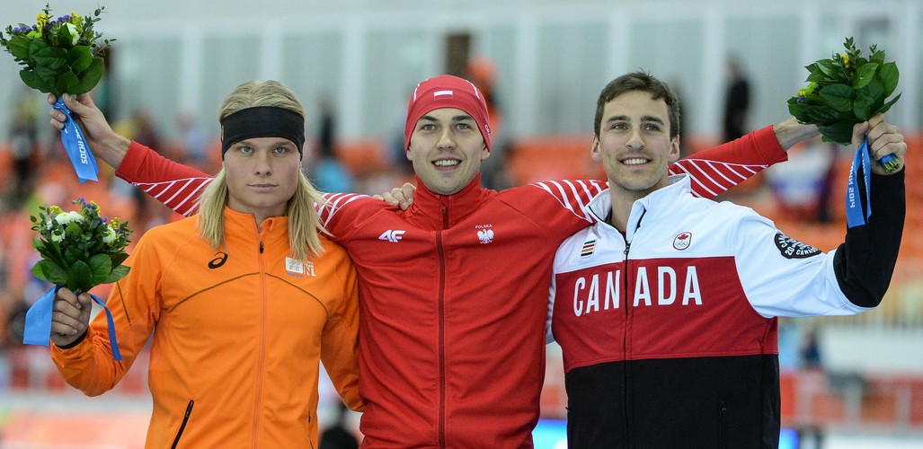Zbigniew Bródka, Koen Verweij i Denny Morrison na podium