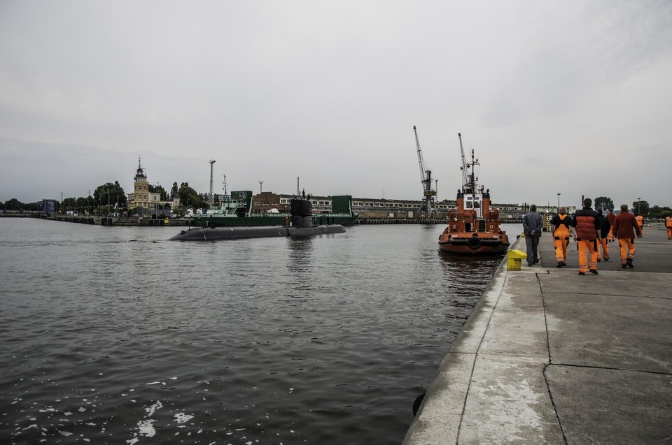 Szwedzka łódź podwodna wpłynęła do portu.